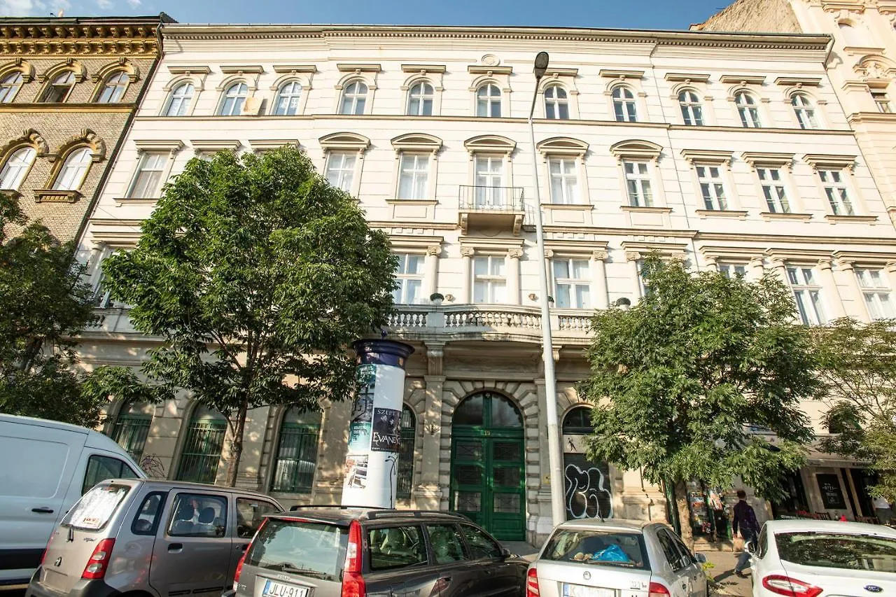 Danube Riverside Designer Apartment In City Center Budapest Ungern